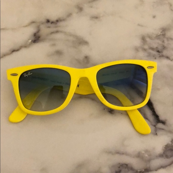 yellow ray bans